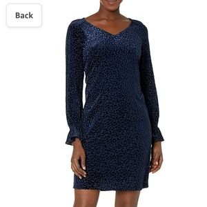 Nine West Navy Blue burnout velvet shift Dress 👗